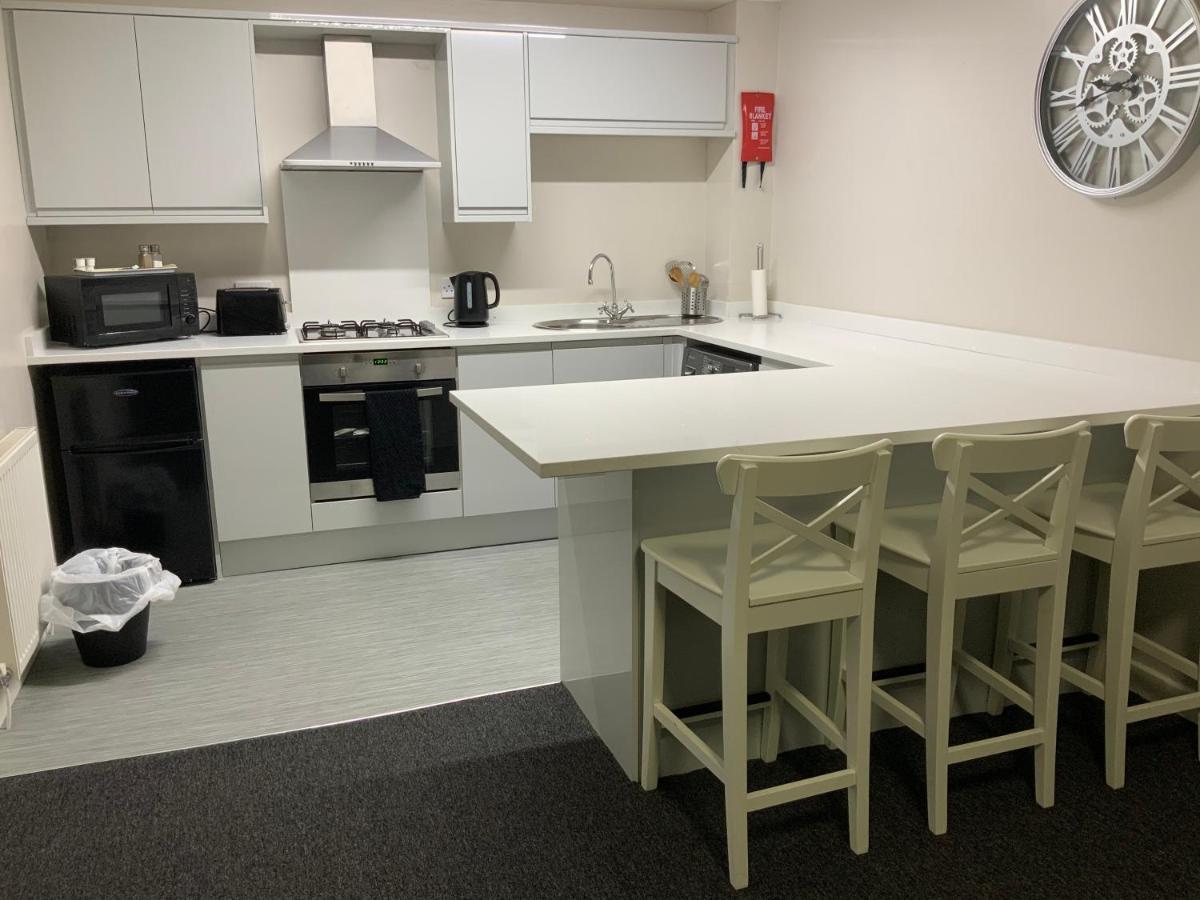 Aparthotel Mays Apartments: Centre Convenience With Free Parking Liverpool